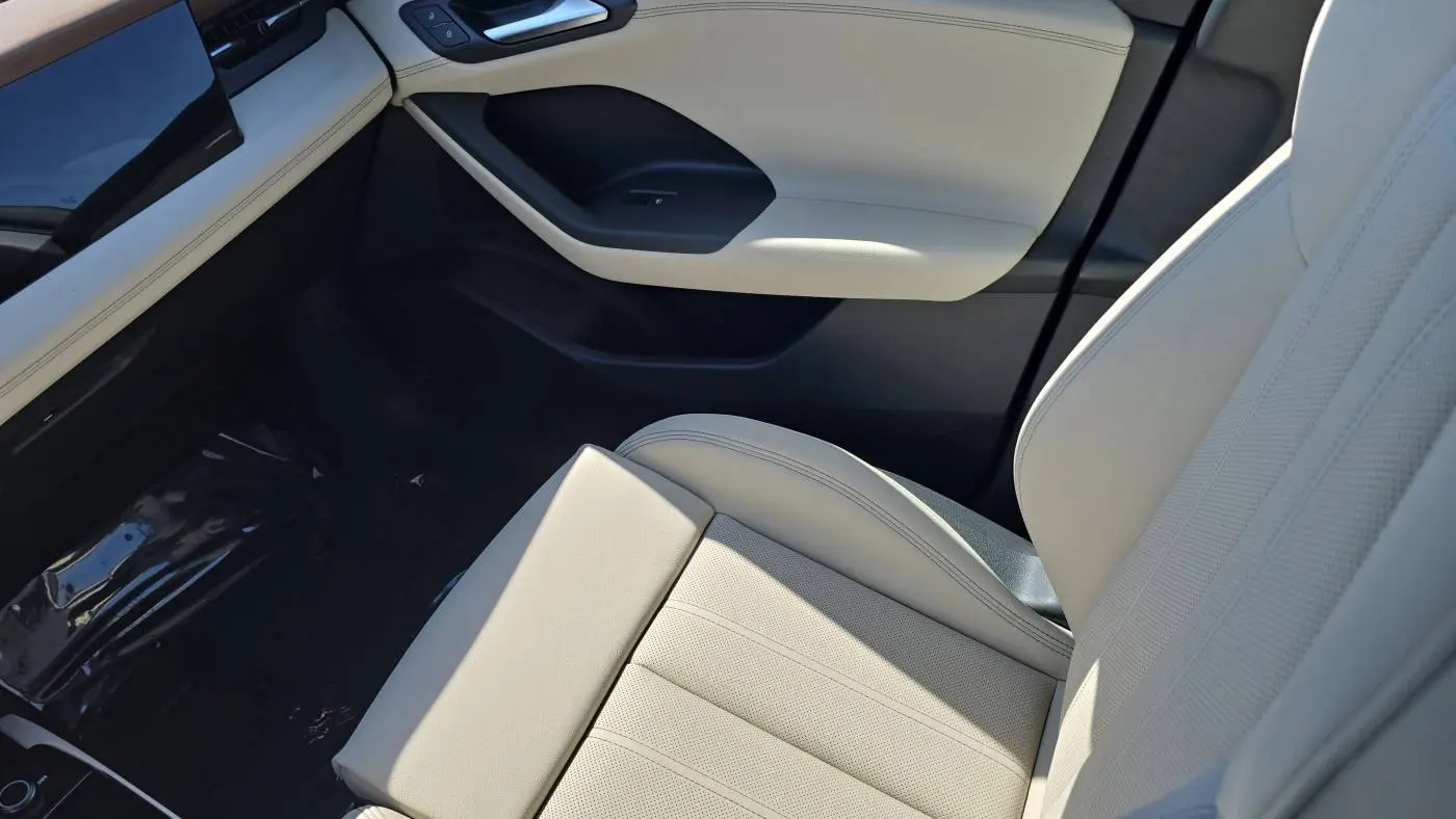 2025 Audi Q6 e-tron WA124BGF7SA017596