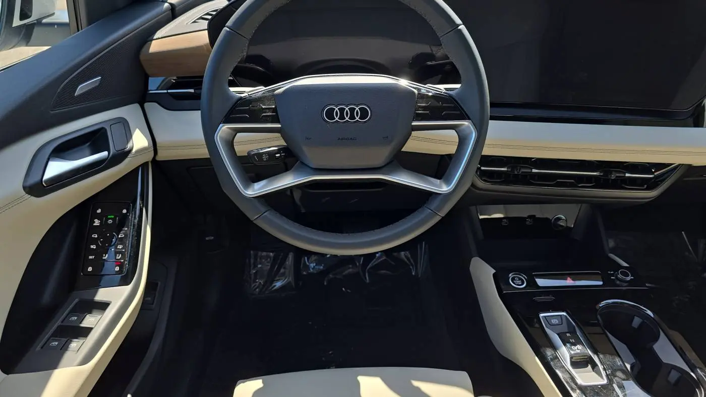 2025 Audi Q6 e-tron WA124BGF7SA017596