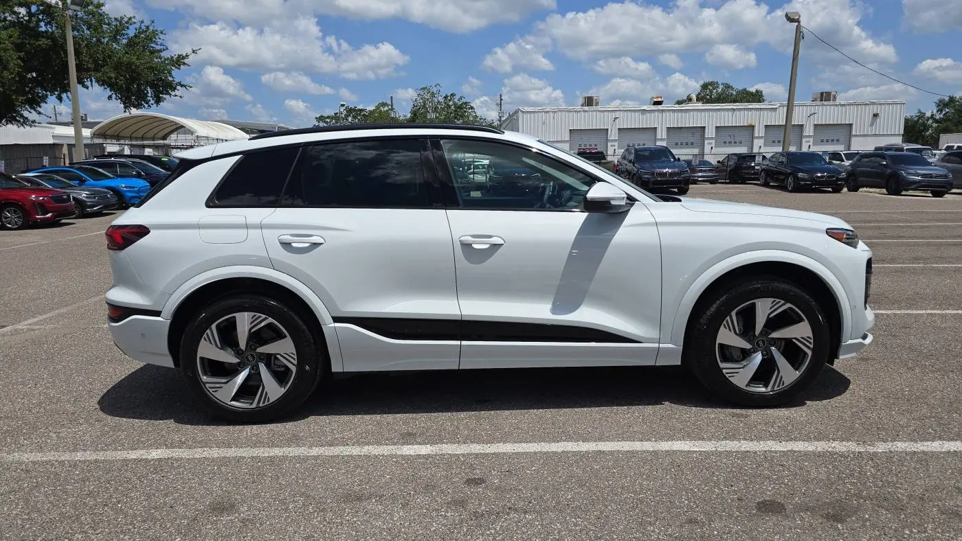 2025 Audi Q6 e-tron WA124BGF5SA017080