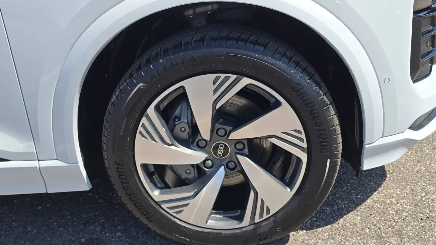 2025 Audi Q6 e-tron WA124BGF7SA017596