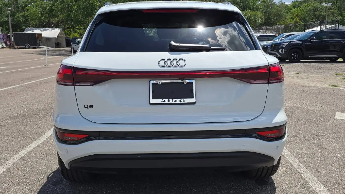 2025 Audi Q6 e-tron WA124BGF5SA017080