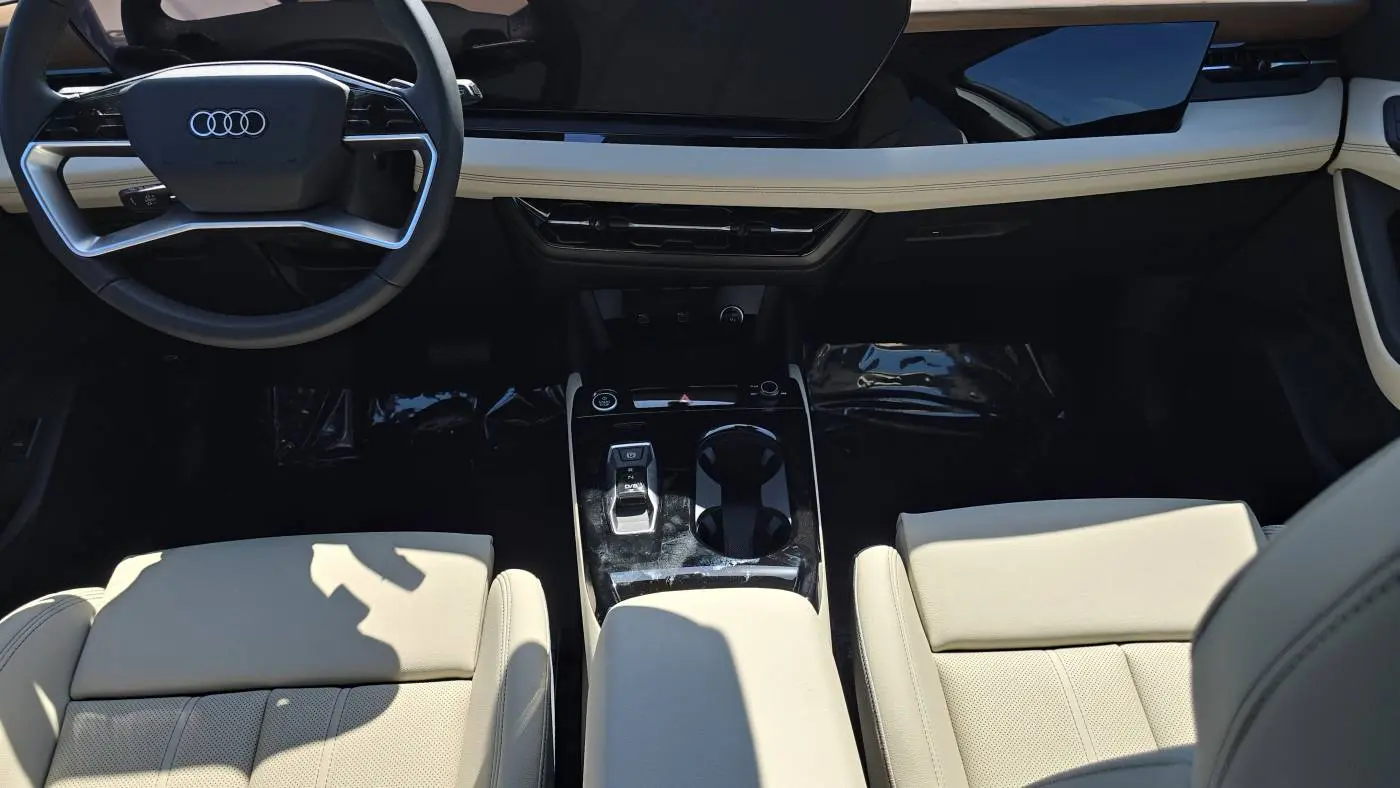 2025 Audi Q6 e-tron WA124BGF7SA017596
