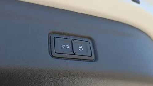 2025 Audi Q6 e-tron WA124BGF7SA017596