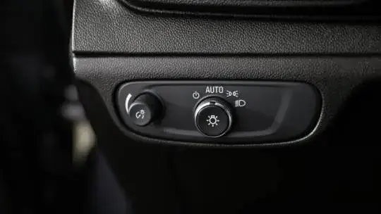 2023 Chevrolet Bolt - Images - 11