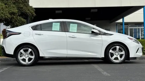 2018 Chevrolet VOLT - Images - 2