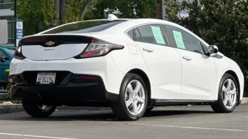 2018 Chevrolet VOLT - Images - 3