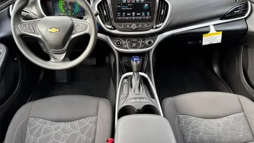 2018 Chevrolet VOLT - Images - 12
