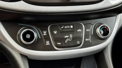2018 Chevrolet VOLT - Images - 19