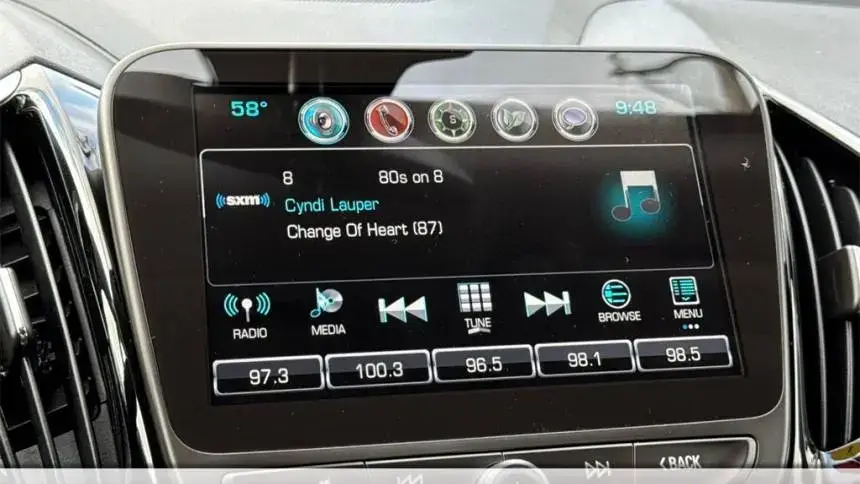 2018 Chevrolet VOLT - Images - 27