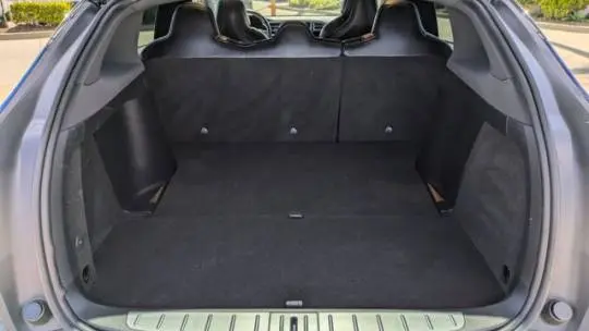 2018 Tesla Model X 5YJXCDE27JF090614