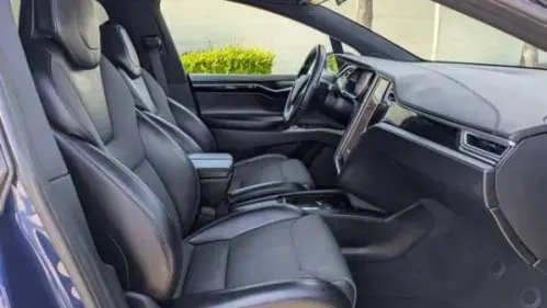 2018 Tesla Model X 5YJXCDE27JF090614