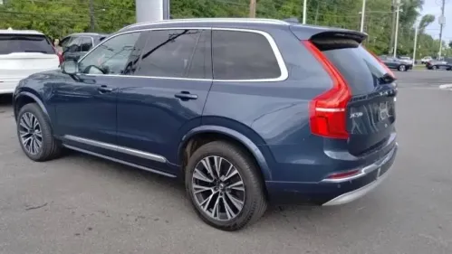 2022 Volvo XC90 - Images - 3