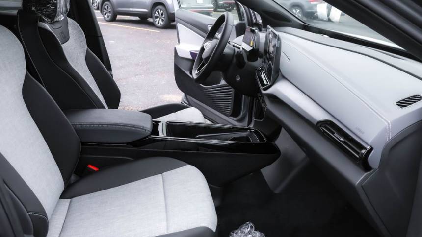 2025 Volkswagen ID.4 1V2DSPE85SC002331