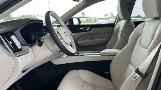 2025 Volvo XC60 YV4H60RCXS1209612