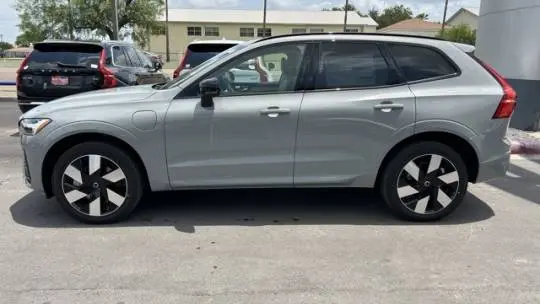 2025 Volvo XC60 YV4H60RCXS1209612