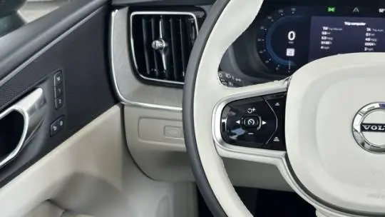 2025 Volvo XC60 YV4H60RCXS1209612
