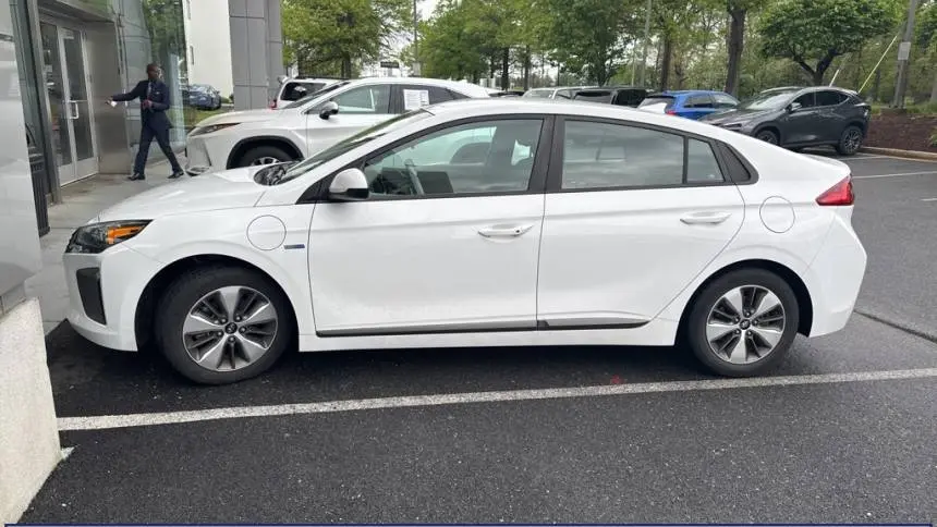 2019 Hyundai IONIQ KMHC65LD9KU162269