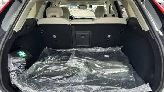 2025 Volvo XC60 YV4H60RCXS1209612