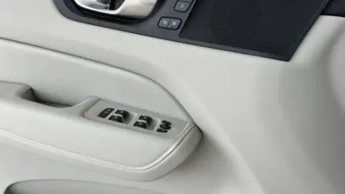 2025 Volvo XC60 YV4H60RCXS1209612