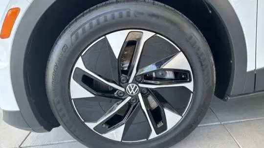 2021 Volkswagen ID.4 WVGTMPE22MP056213