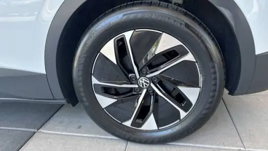 2021 Volkswagen ID.4 WVGTMPE22MP056213