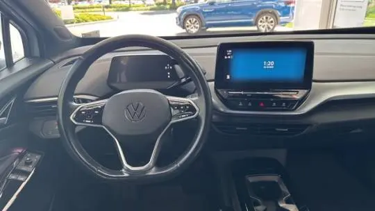 2021 Volkswagen ID.4 WVGTMPE22MP056213