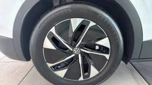 2021 Volkswagen ID.4 WVGTMPE22MP056213