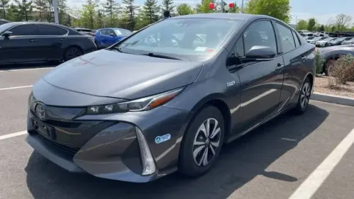 2017 Toyota Prius Prime - Images - 1