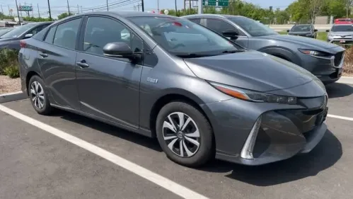 2017 Toyota Prius Prime - Images - 2