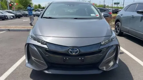 2017 Toyota Prius Prime - Images - 5
