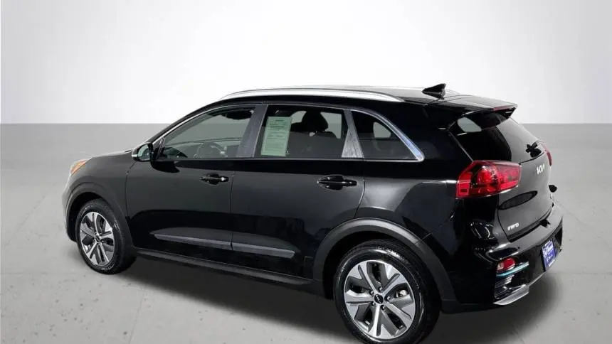 2022 Kia NIRO EV KNDCC3LG8N5159406