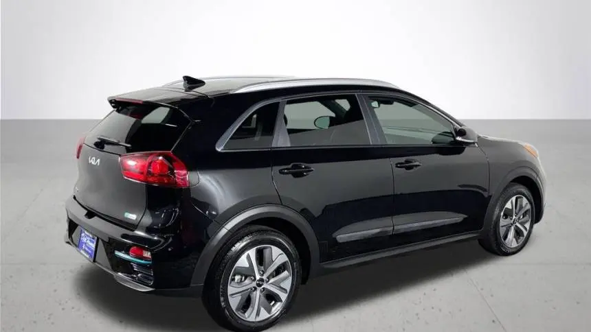 2022 Kia NIRO EV KNDCC3LG8N5159406