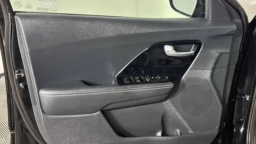 2022 Kia NIRO EV KNDCC3LG8N5159406