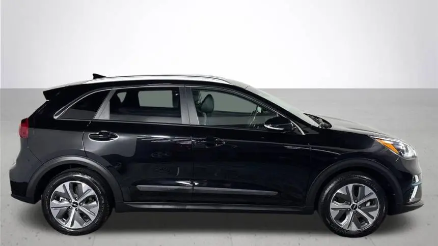 2022 Kia NIRO EV KNDCC3LG8N5159406