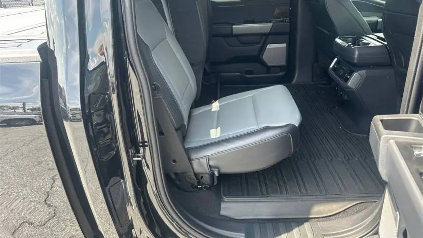 2023 Ford F-150 Lightning 1FT6W1EV7PWG40121
