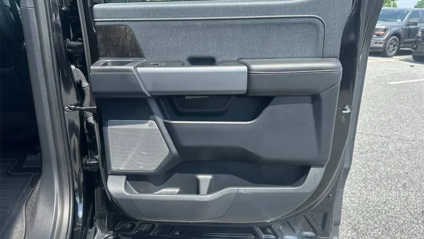 2023 Ford F-150 Lightning 1FT6W1EV7PWG40121