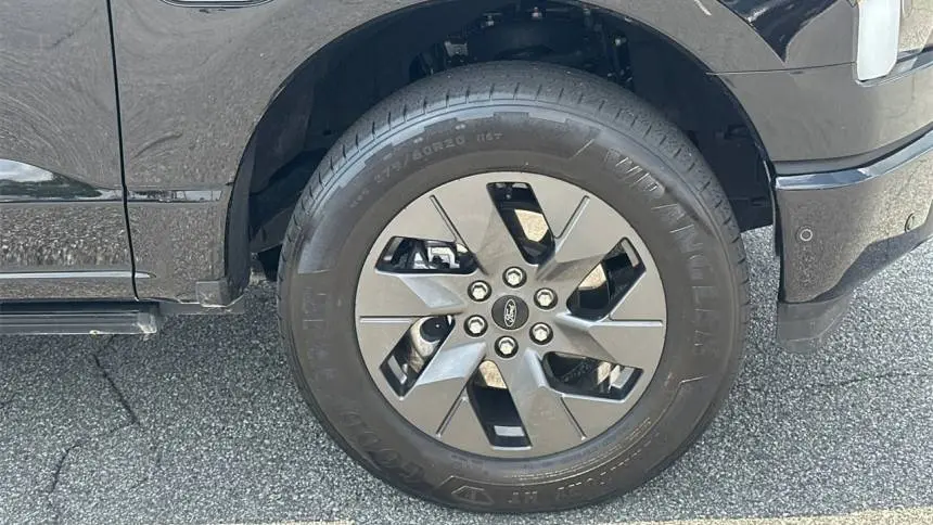 2023 Ford F-150 Lightning 1FT6W1EV7PWG40121