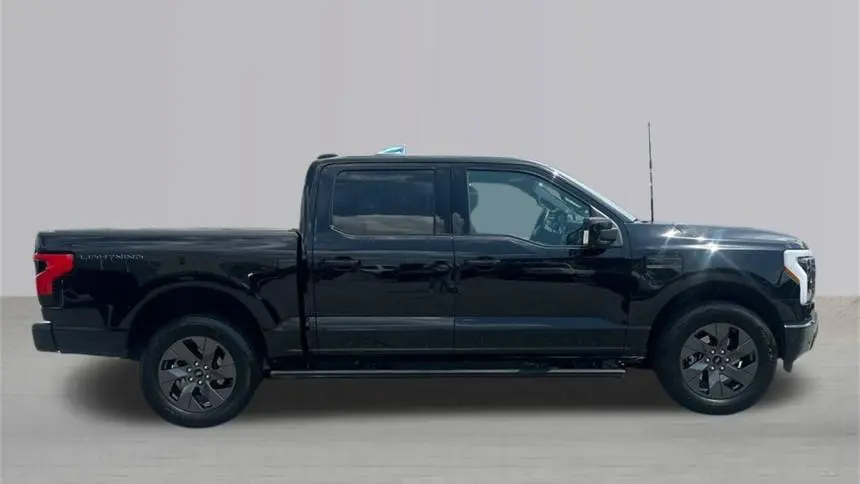 2023 Ford F-150 Lightning 1FT6W1EV7PWG40121