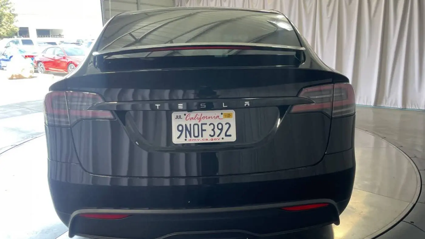 2024 Tesla Model X 7SAXCDE55RF452612