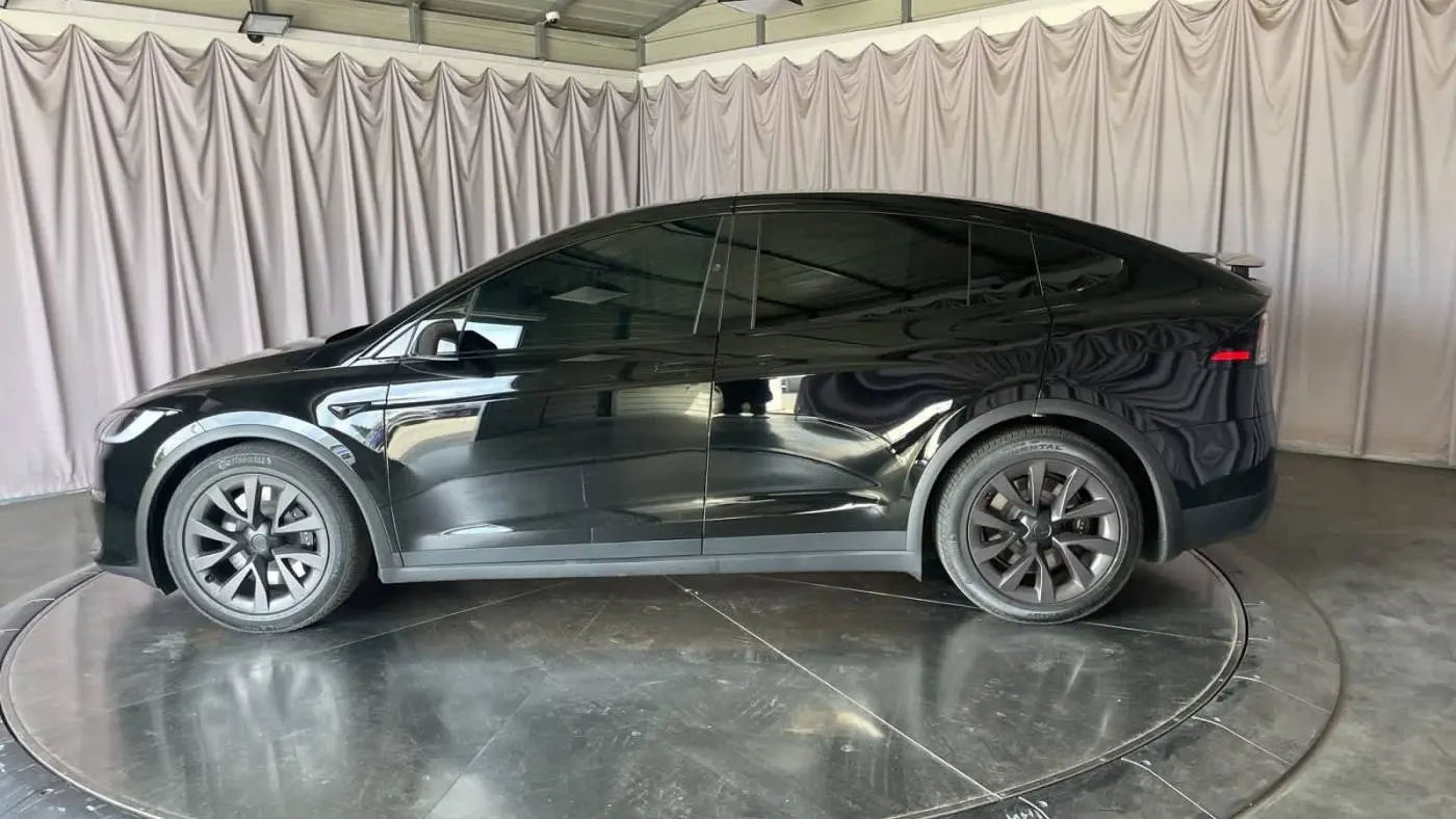 2024 Tesla Model X 7SAXCDE55RF452612