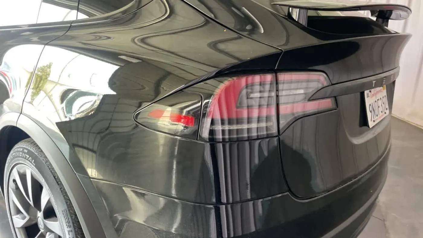 2024 Tesla Model X 7SAXCDE55RF452612