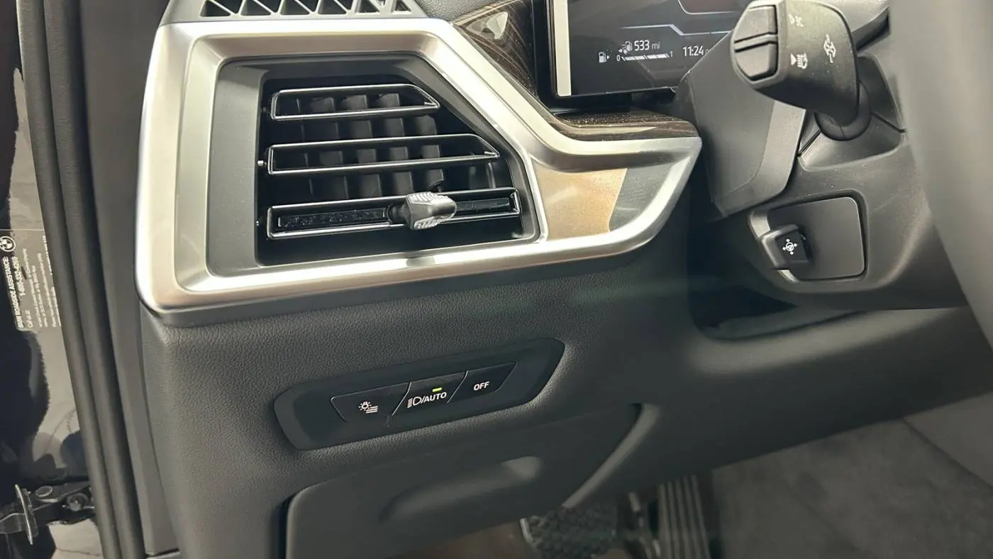 2026 BMW X5 5UX43EU09T9013697