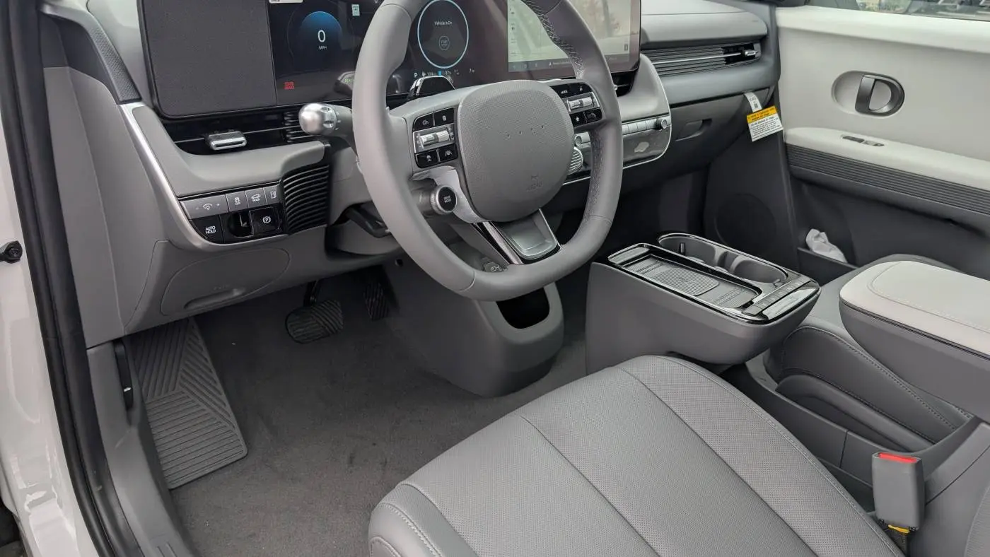 2025 Hyundai IONIQ 5 7YAKNDDC9SY013168
