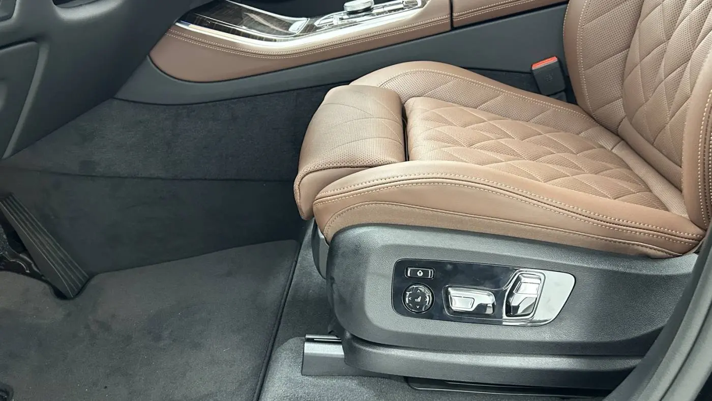2026 BMW X5 5UX43EU09T9013697