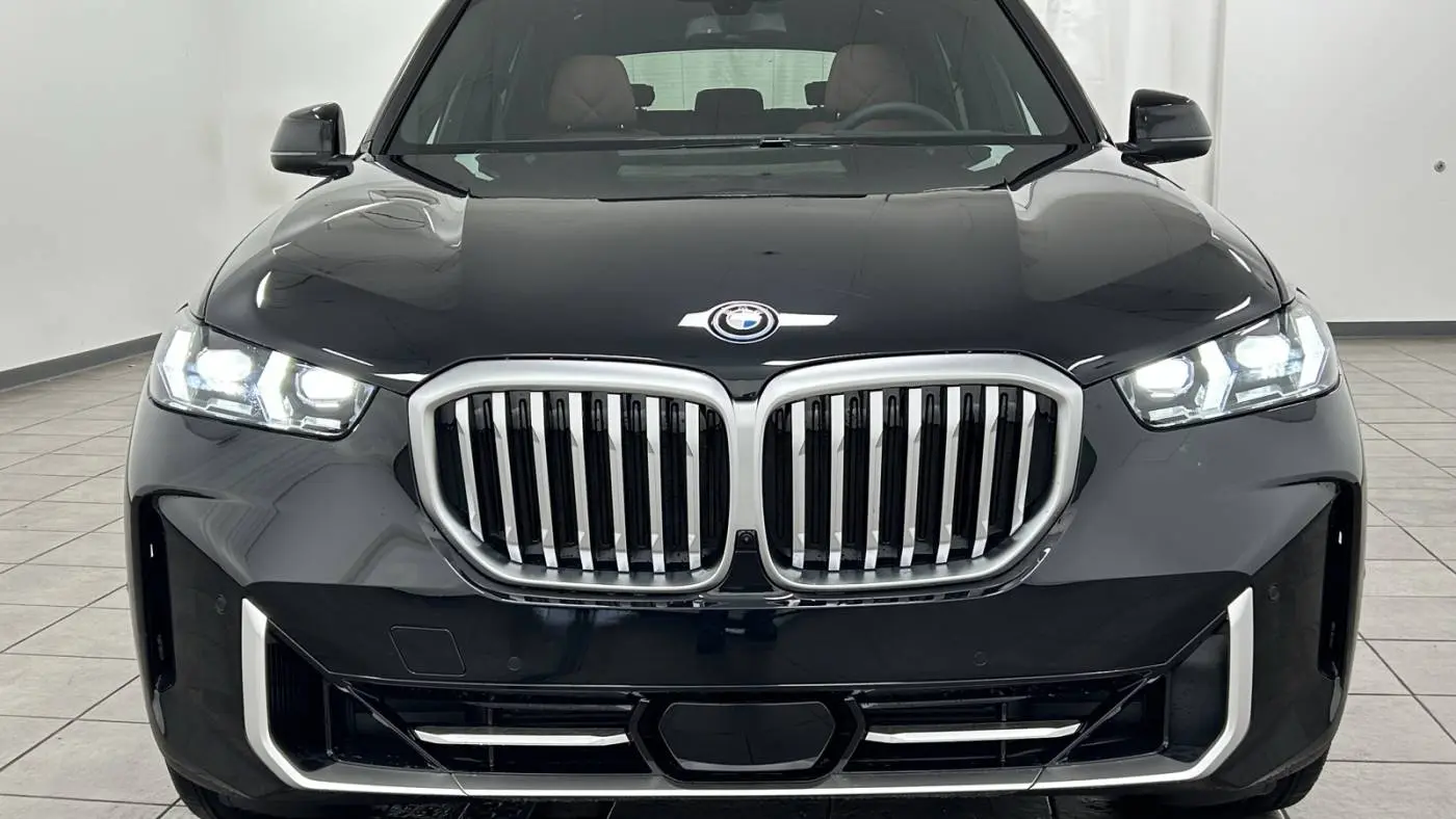 2026 BMW X5 5UX43EU09T9013697