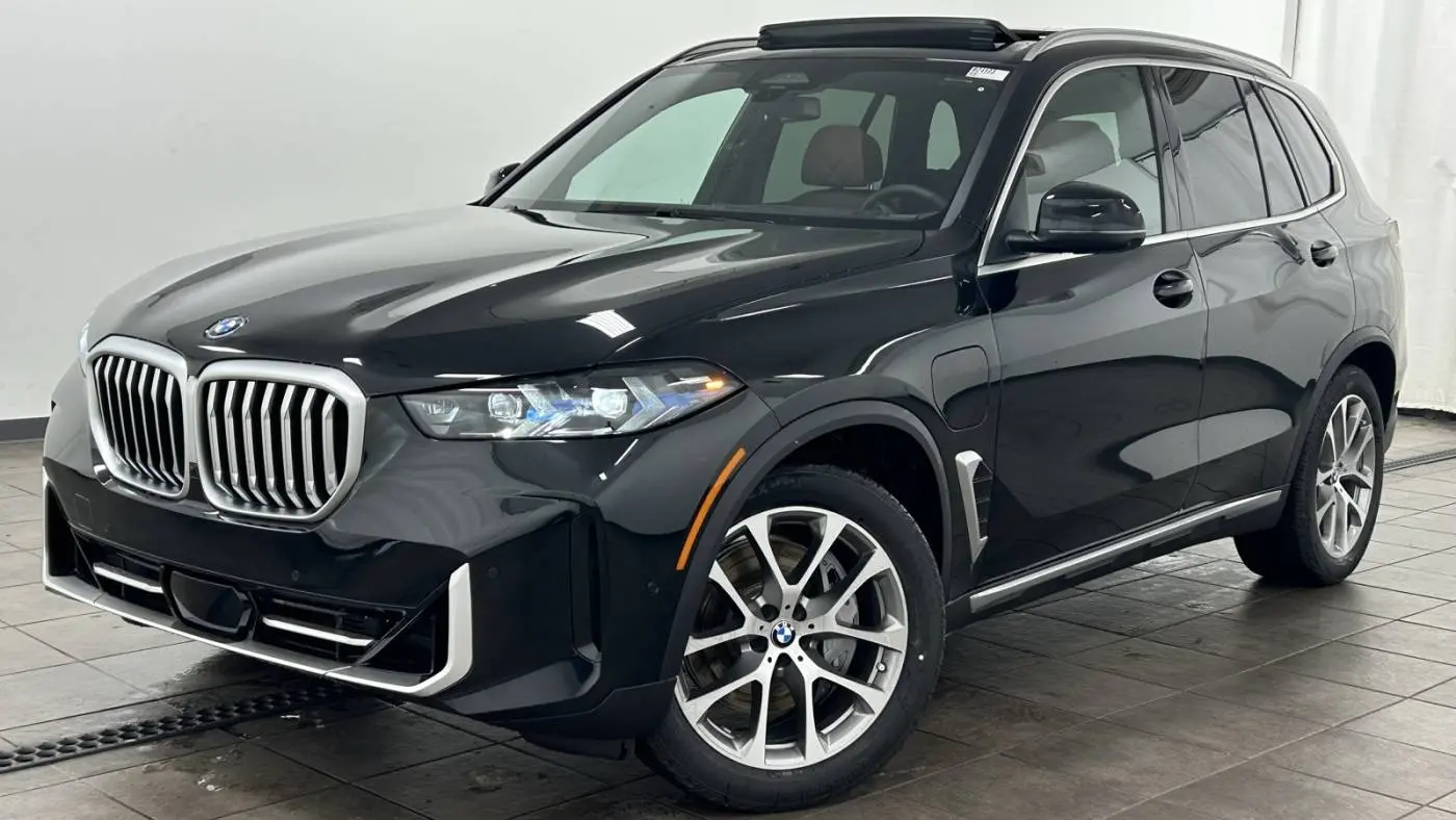 2026 BMW X5 5UX43EU09T9013697