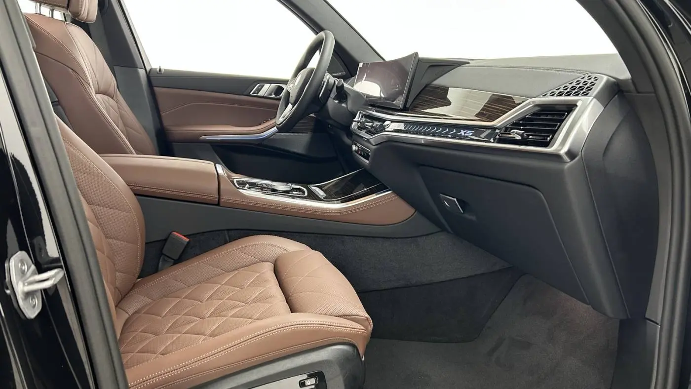 2026 BMW X5 5UX43EU09T9013697