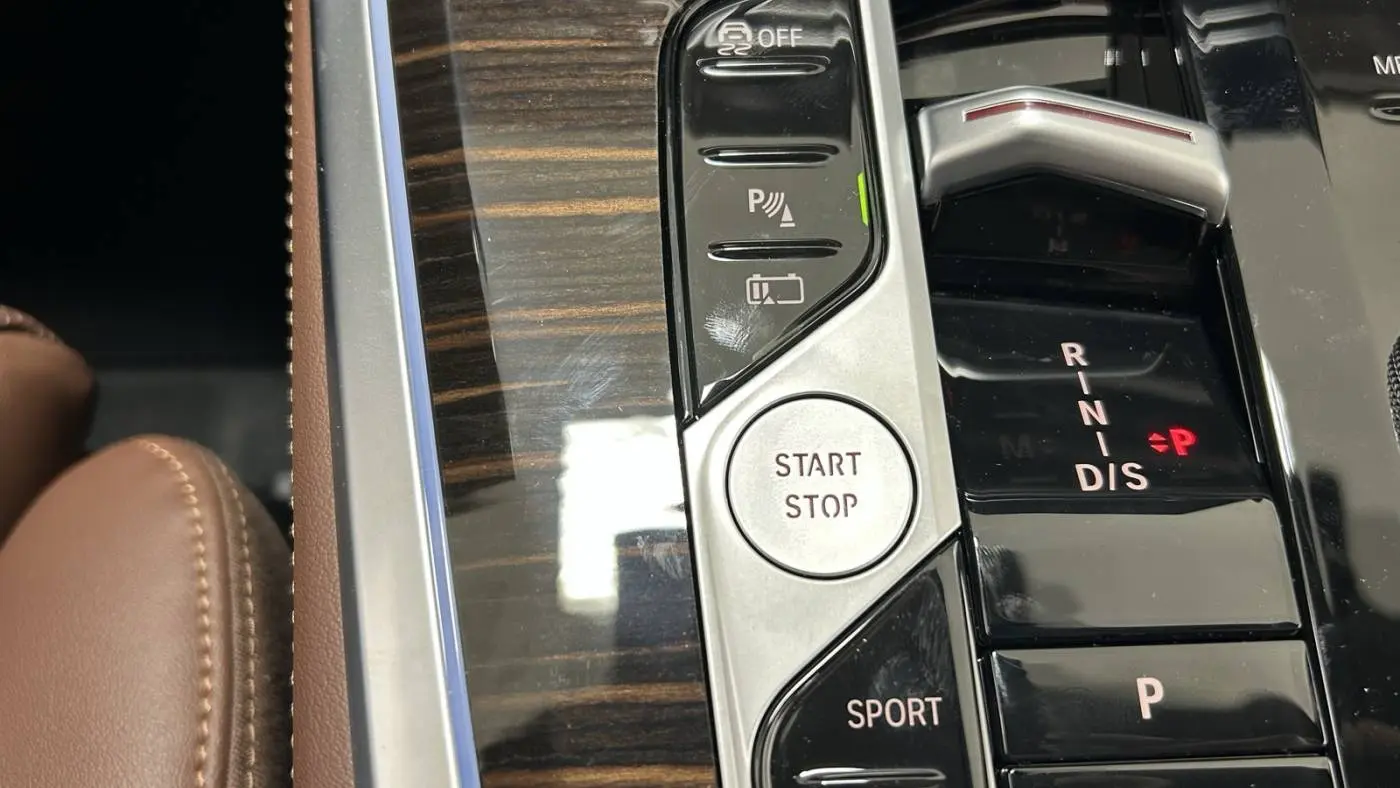 2026 BMW X5 5UX43EU09T9013697