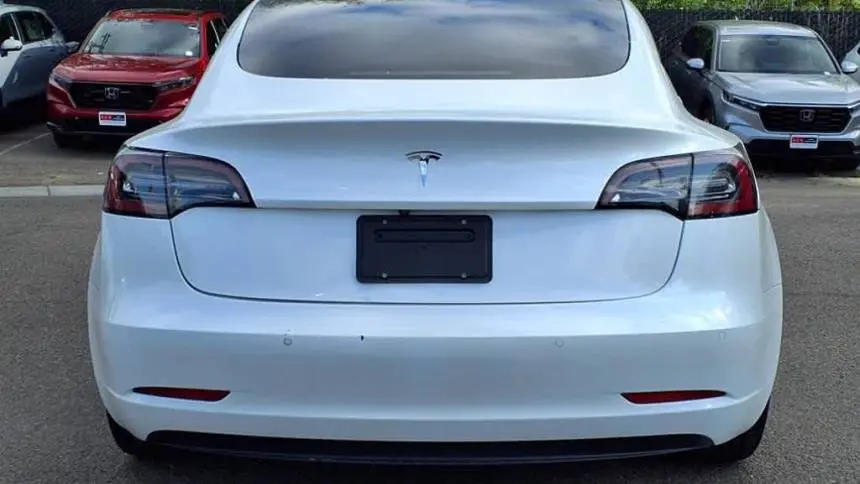 2021 Tesla Model 3 5YJ3E1EA9MF002763