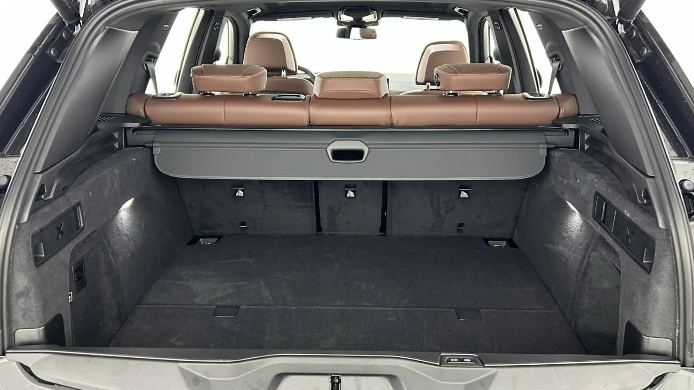 2026 BMW X5 5UX43EU09T9013697